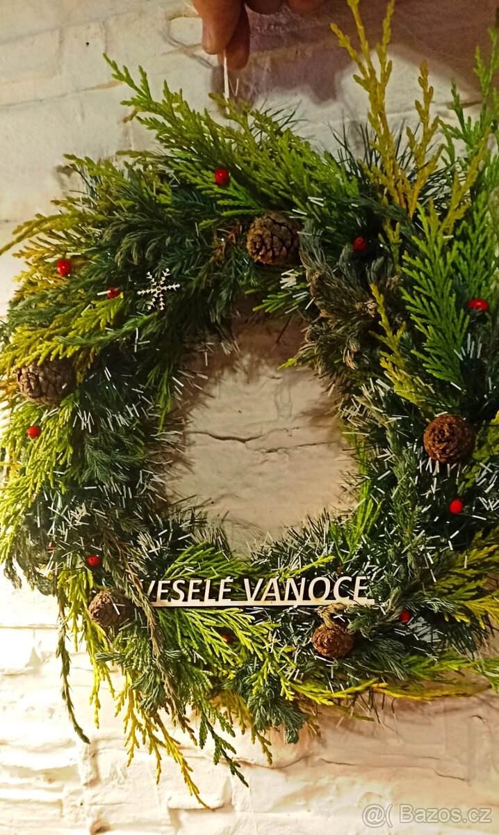 Ručně zdobené věnce - 4