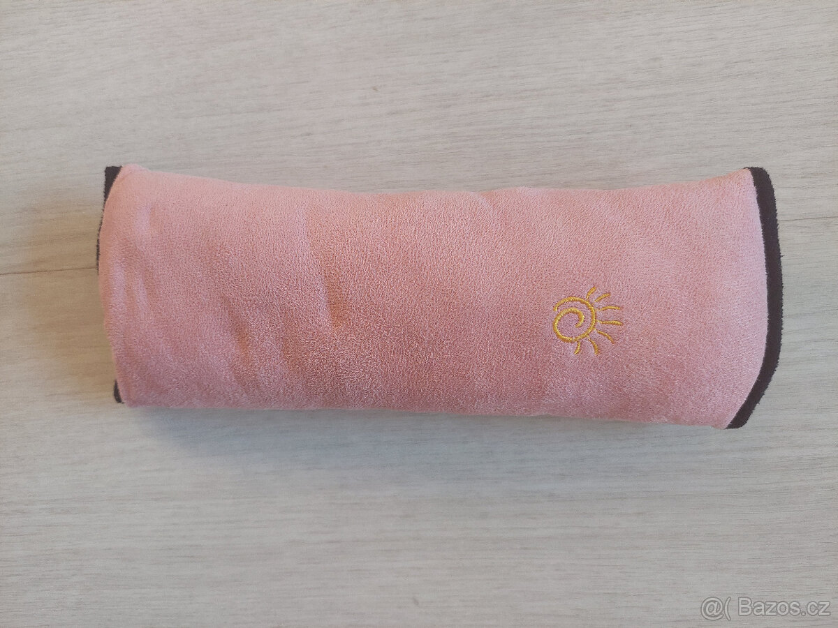 Cestovní polštář pro děti do auta na pás - 4