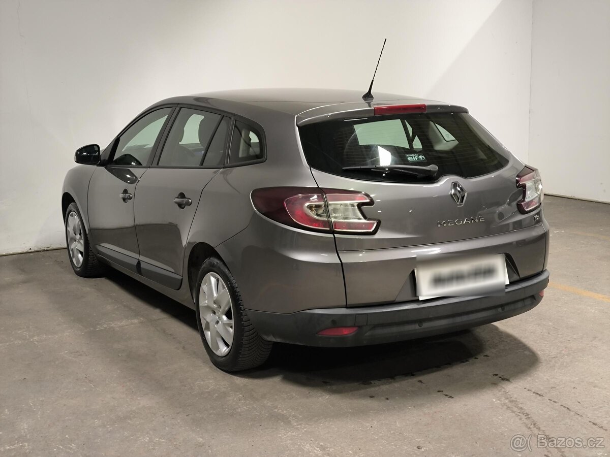 Renault Fluence 1.6i , 81 kW benzín, 2010 - 4