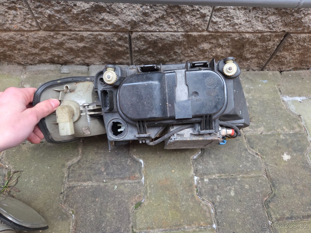 Světla Audi S3 8L (xenony) - 4