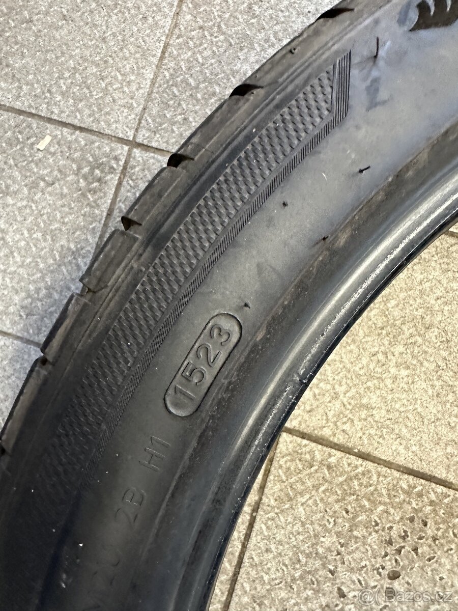 245/40 R21 Letní pneumatiky - 4