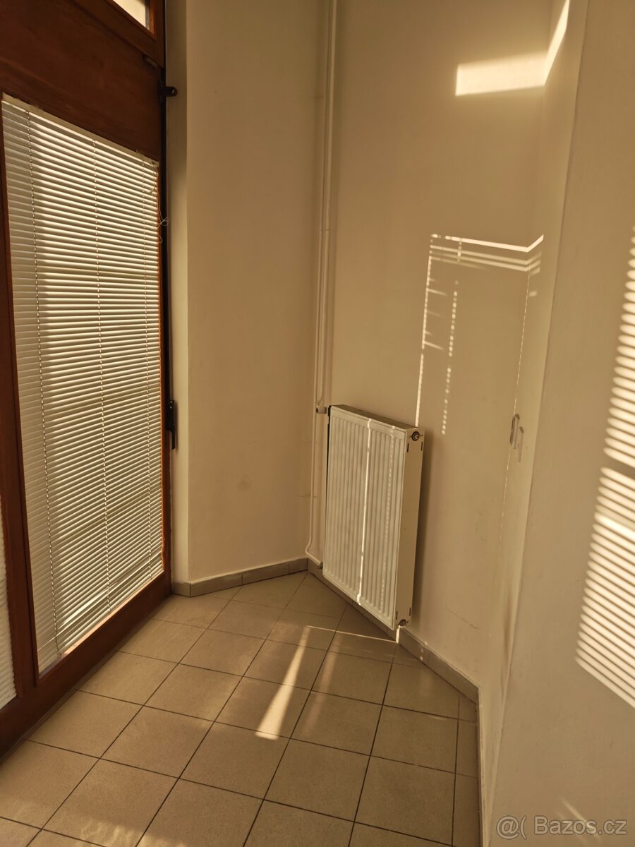 Pronájem nebytového prostoru v centru Liberce - 4