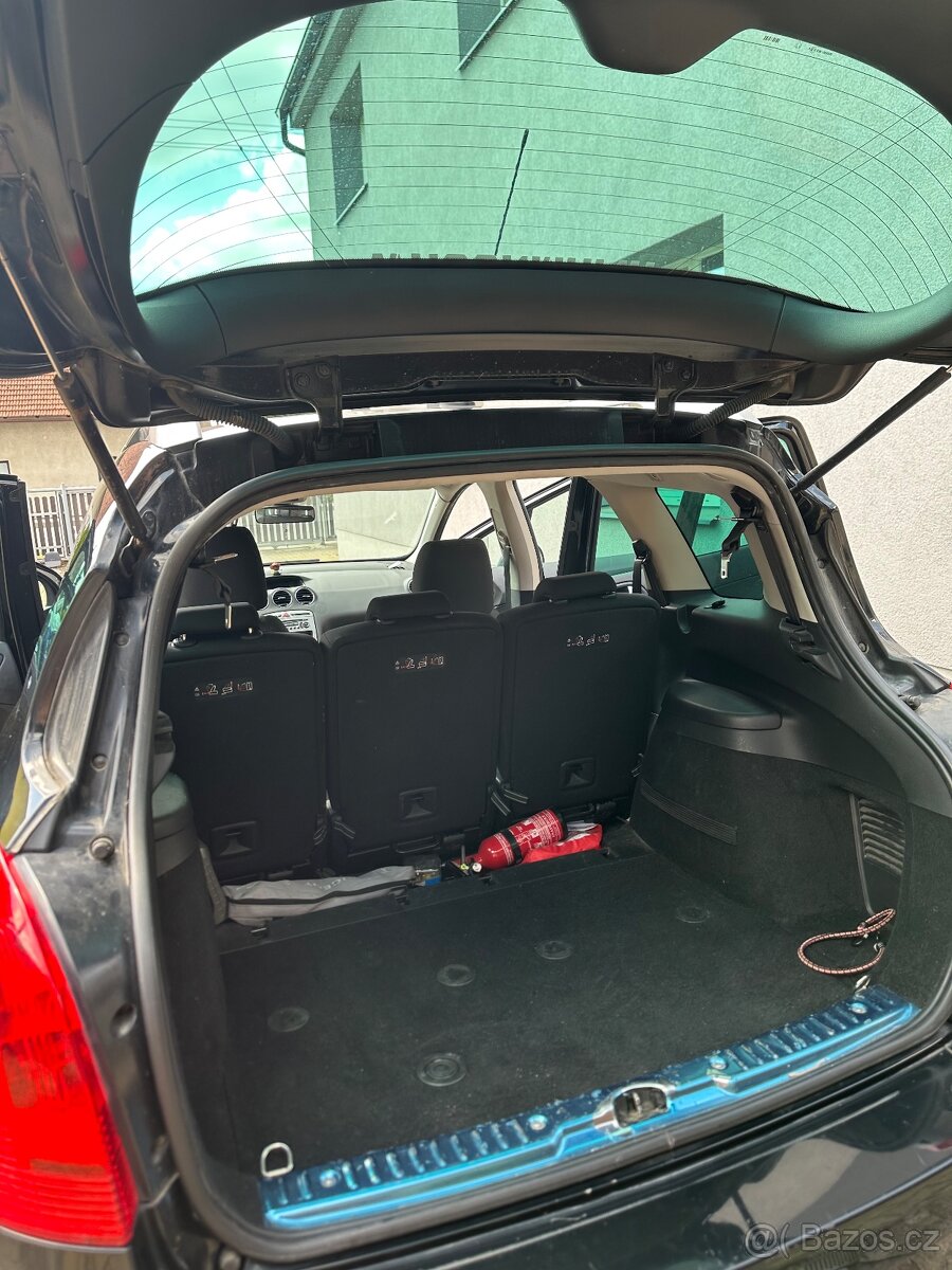 Peugeot 308 - 4