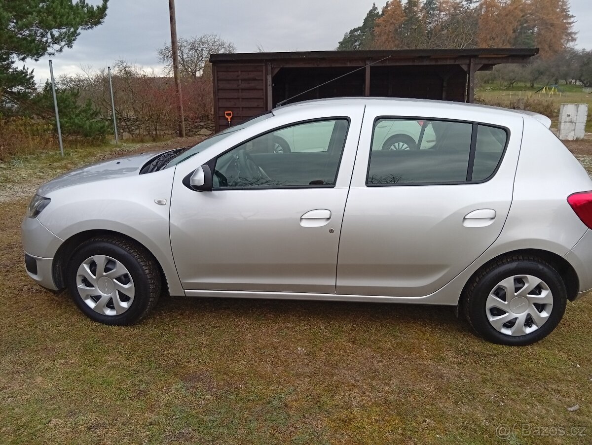 prodám Dacia Sandero 1.2i16V55 kw - 4