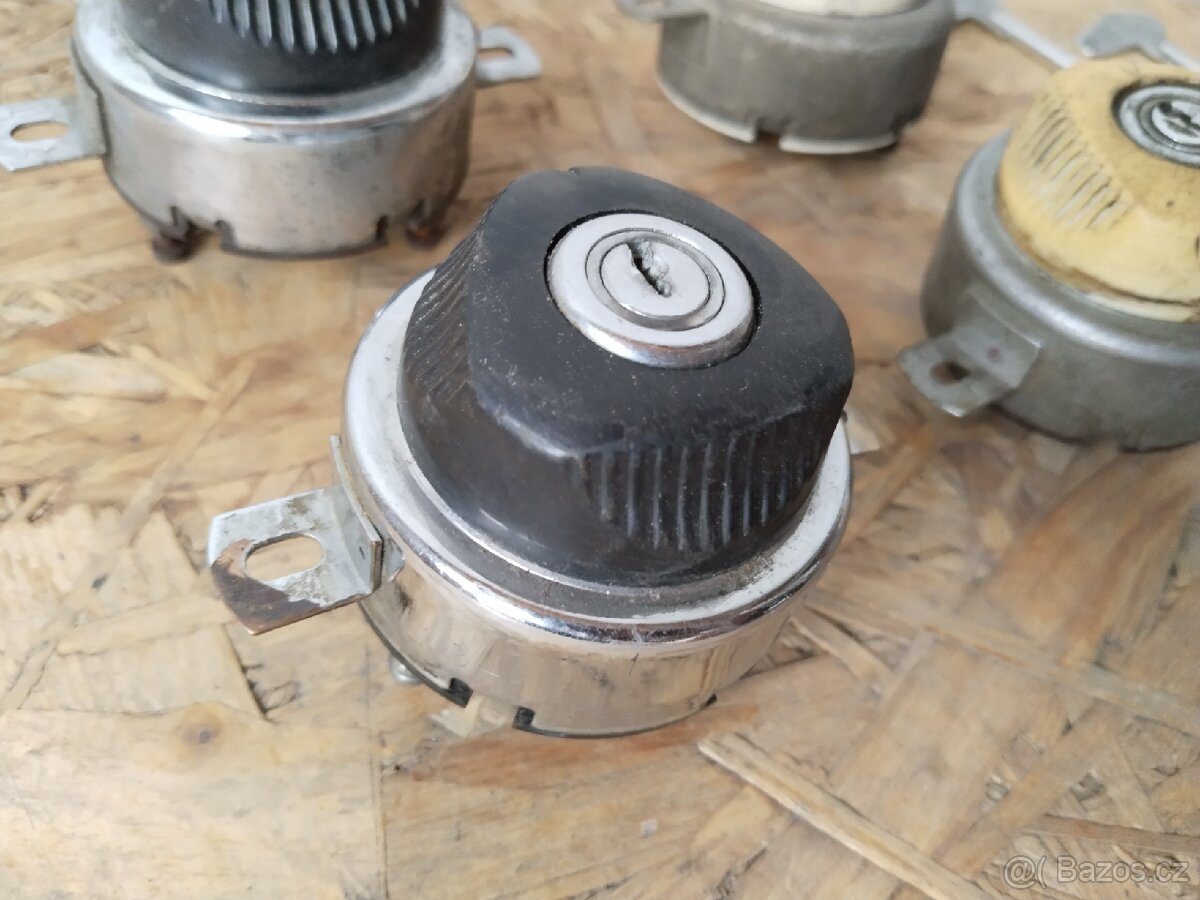 Jawa kývačka, panelka, ČZ, sportka - spínací skříňka - 4