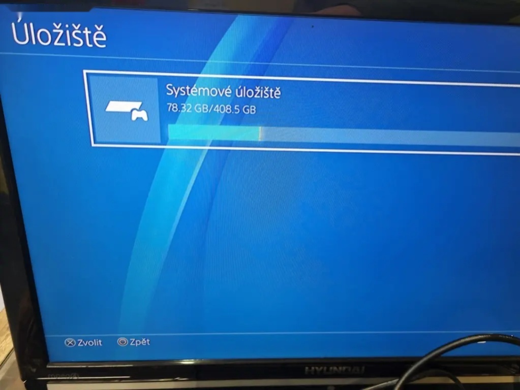 Playstation 4 500Gb, ovladač, hra The Order - 4