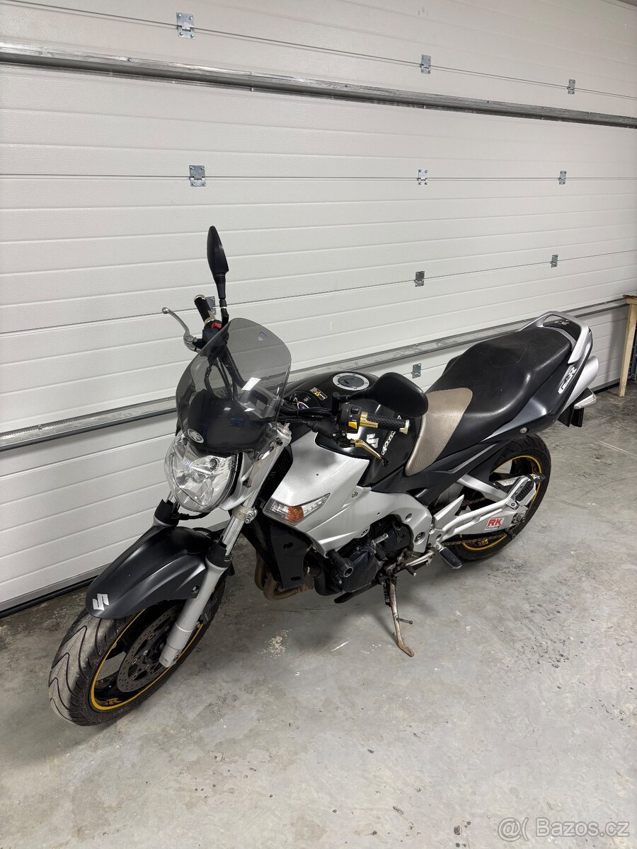 Suzuki GSR 600 - 4