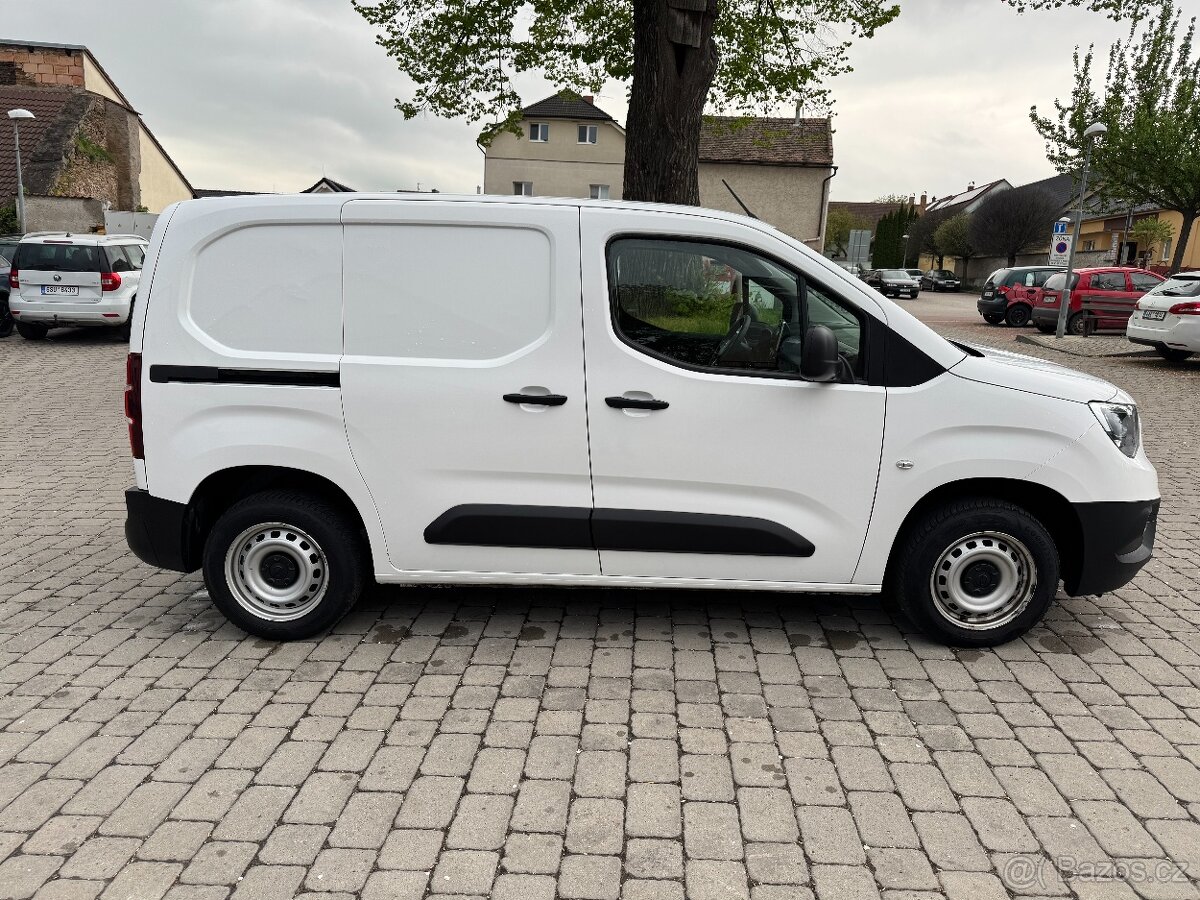 OPEL COMBO LIFE 1.5CDTI 75KW -1.majitel ČR - 4