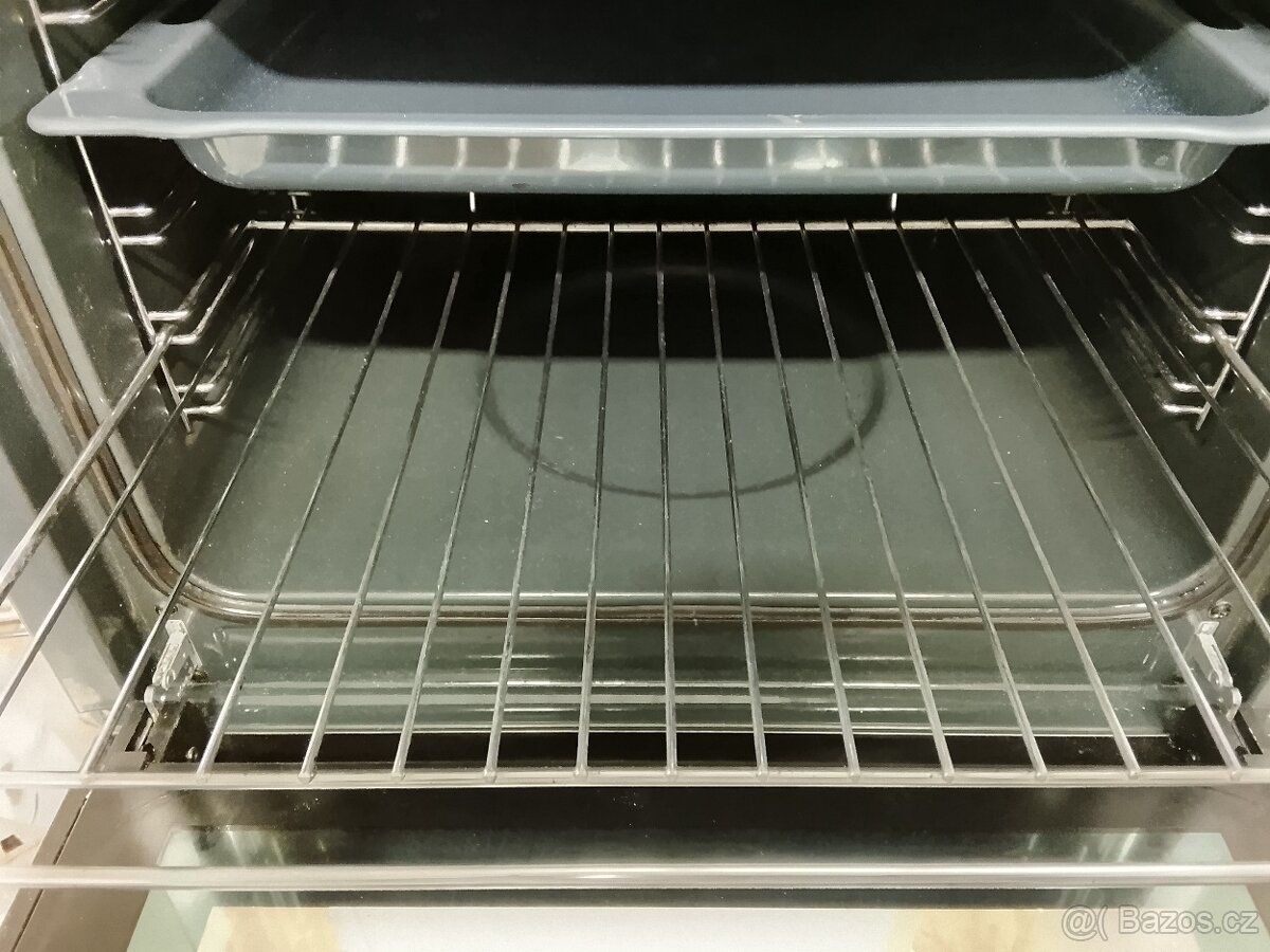 Vestavná trouba IKEA - 4