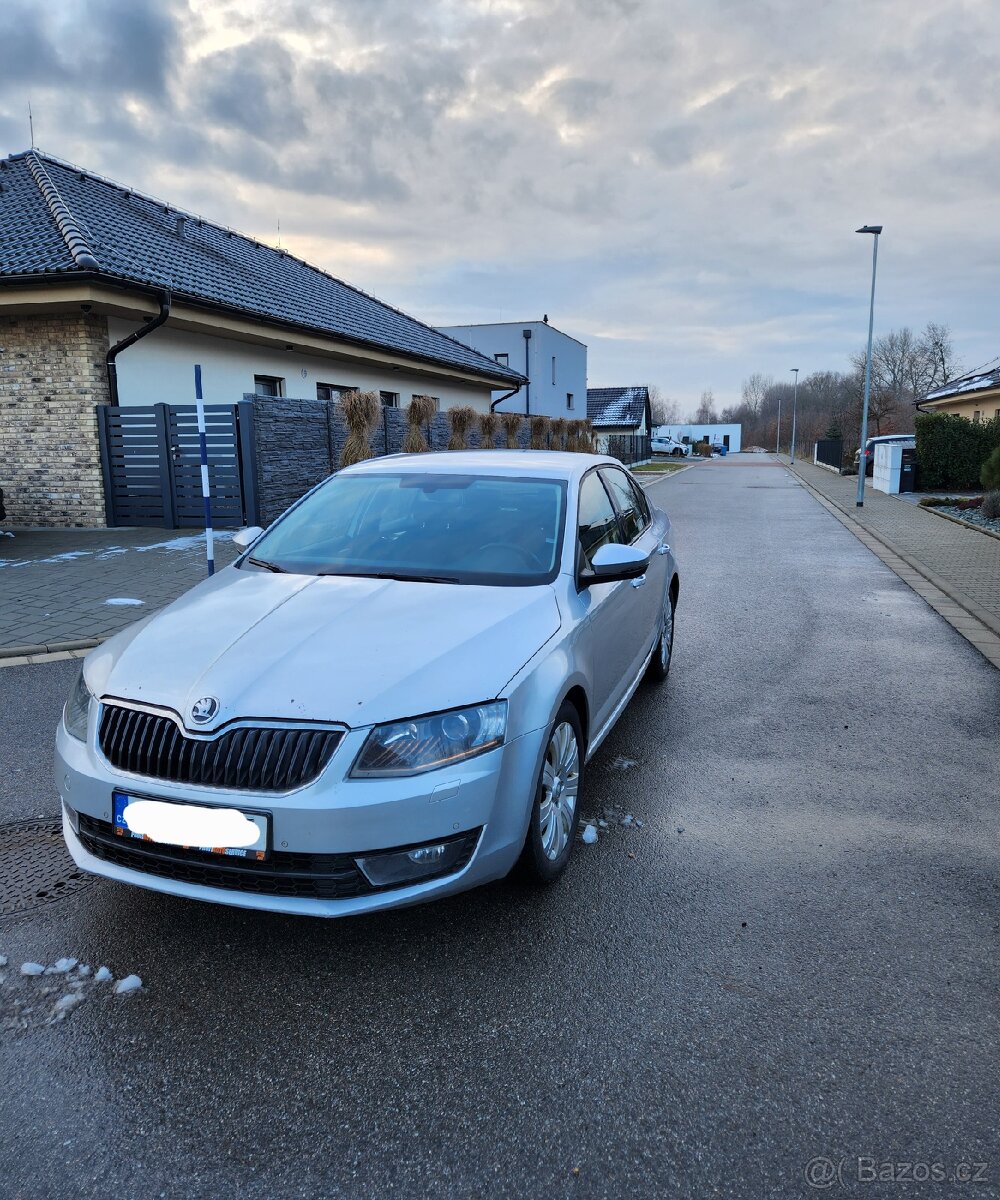 Škoda Octavia 3 1.6 TDI Model 2015 - 4