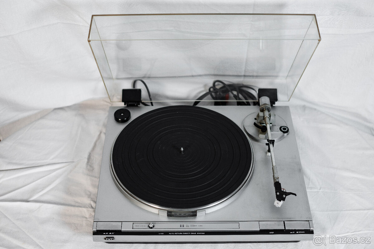 gramofon JVC L A 31 - 4