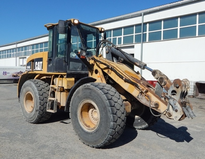 Kolový nakladač CAT 924G - 4