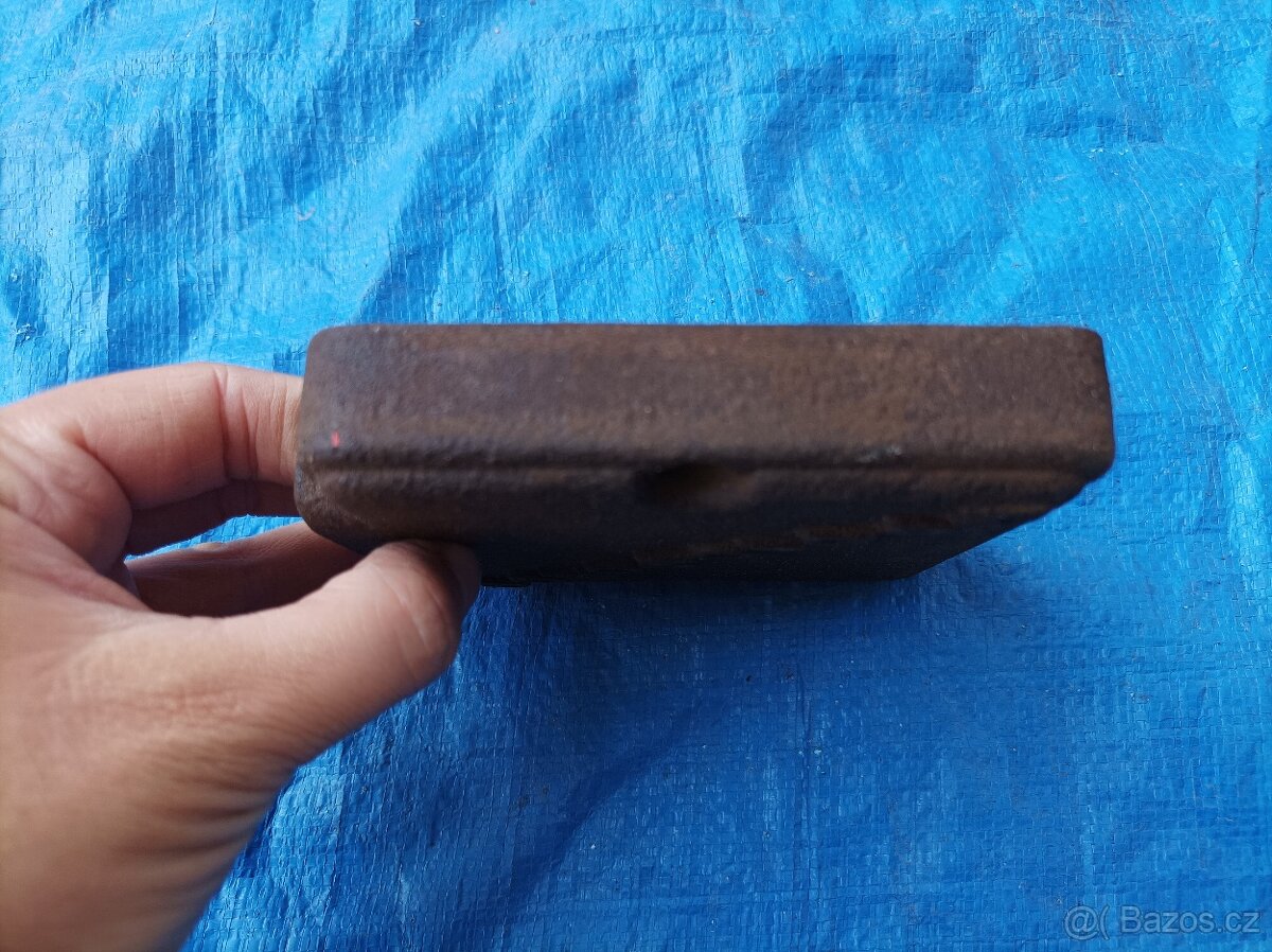 Litinový kryt Radiomotor - 4