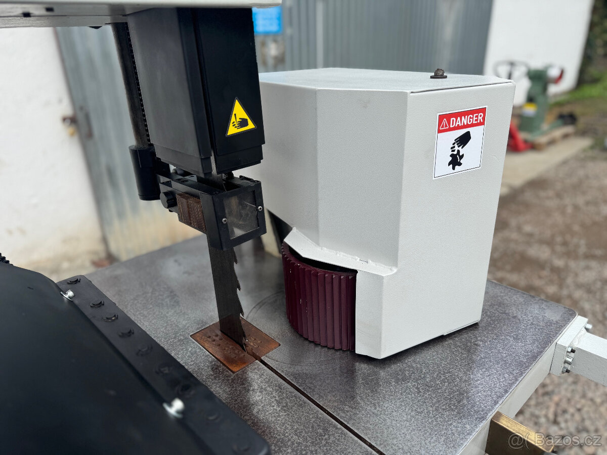 Pásová pila CENTAURO R800 s podavačem - 4