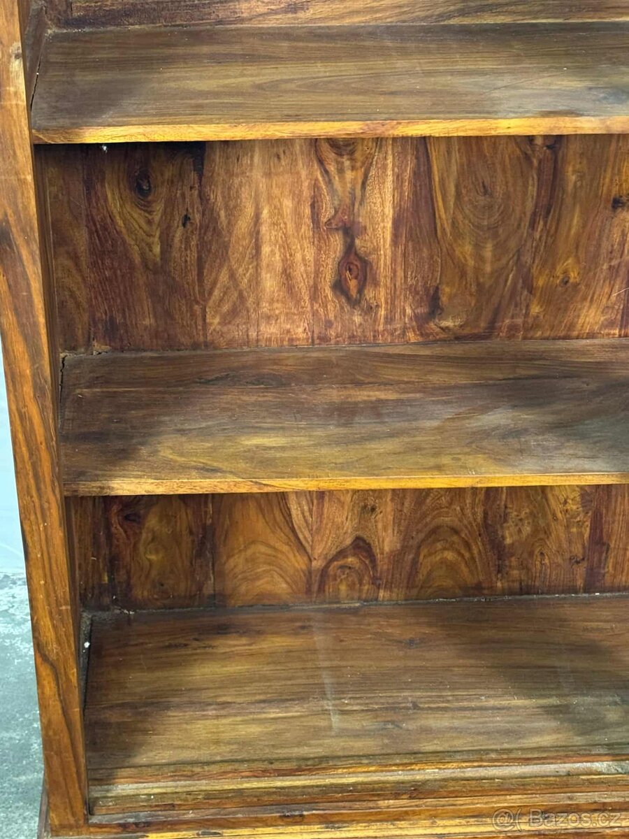 Masivní knihovna (133009) - 4