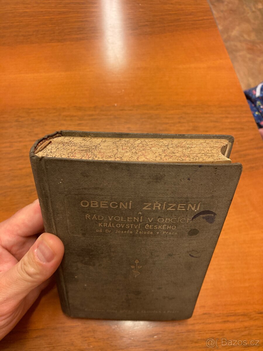 Kniha z roku 1907 Obecní zřízení rád volení v obcích - 4