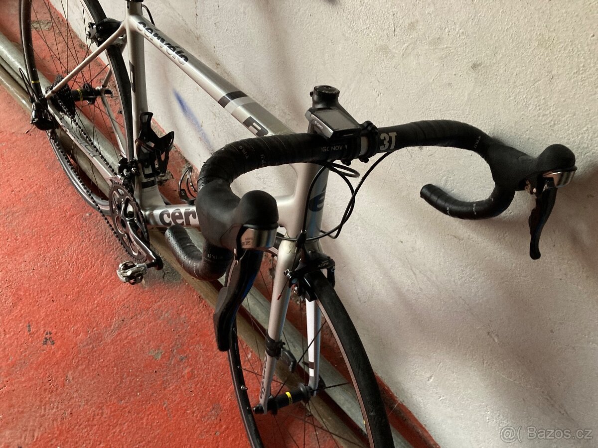 Silniční kolo karbon Cervelo R3 perfektní stav - 4