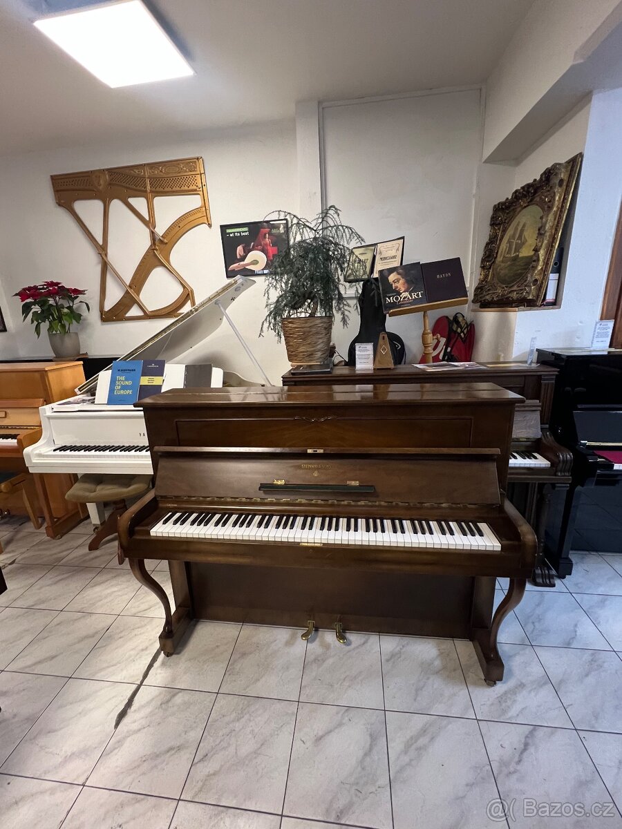 Steinway & Sons mod. Z 114 , opus. 380140, záruka 2 roky - 4