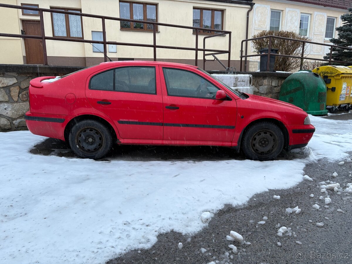 Škoda octavia 1.9Tdi 81kw - 4