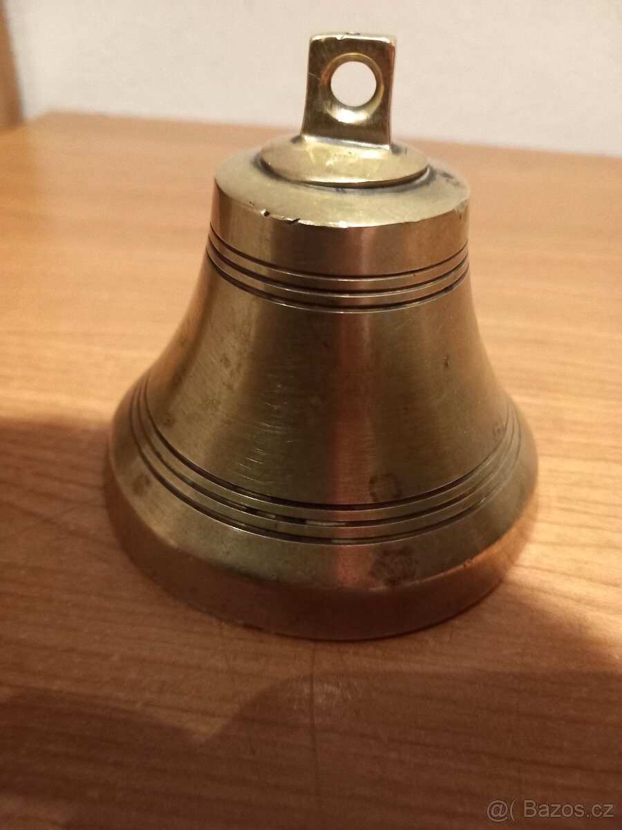 Stary mosazný zvoneček - 4
