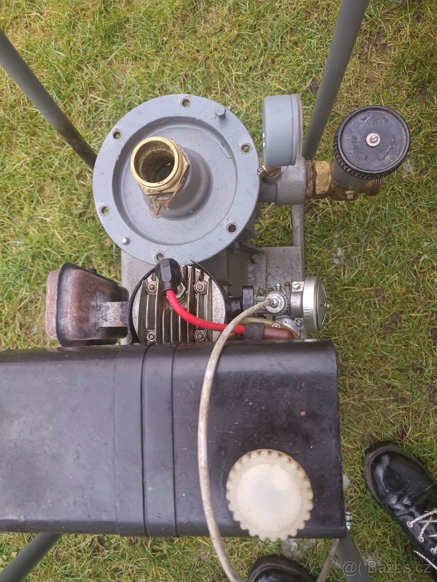 Benzinové čerpadlo - 4