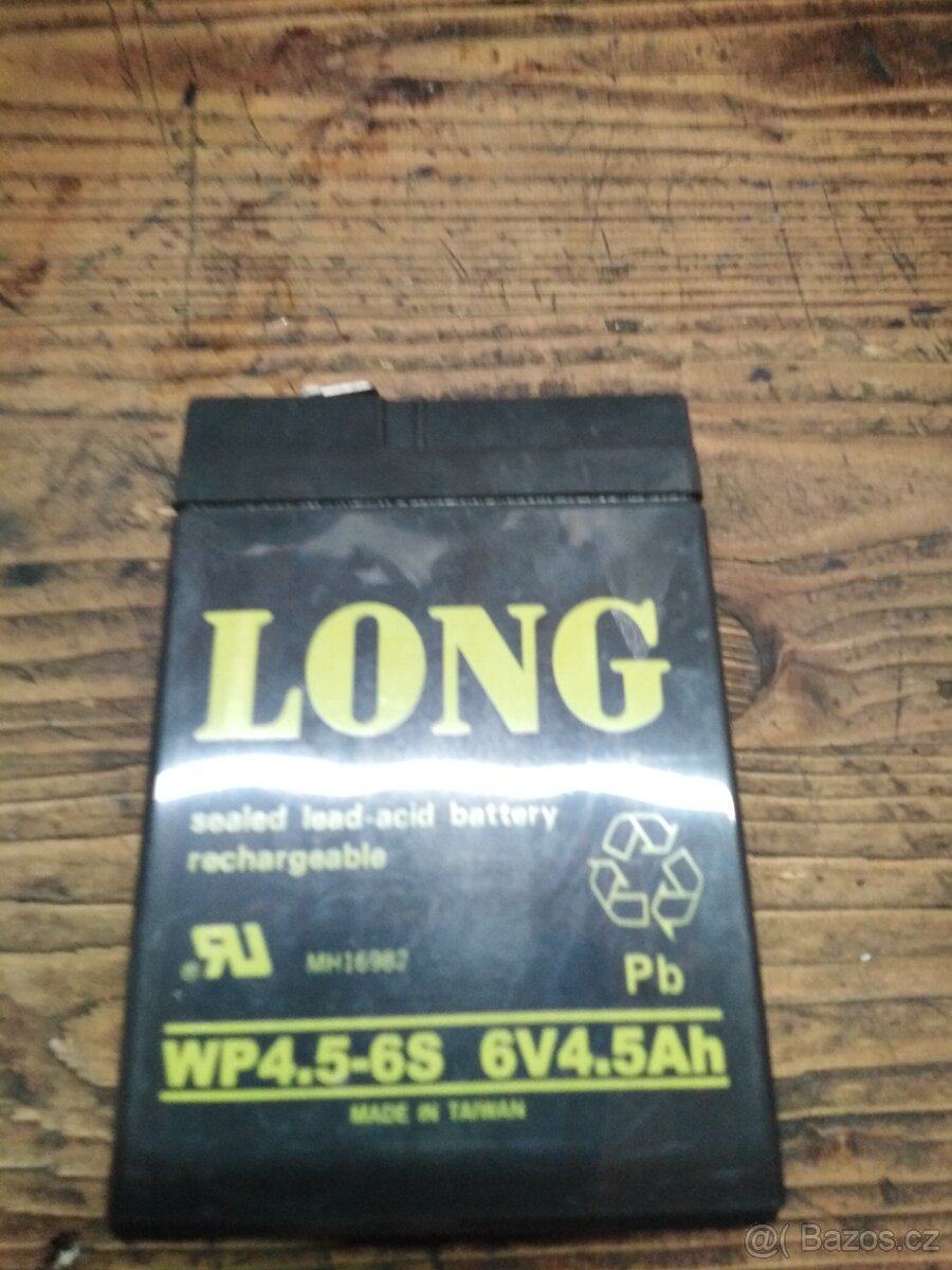 prodám baterii do svítilny EMOS - 4