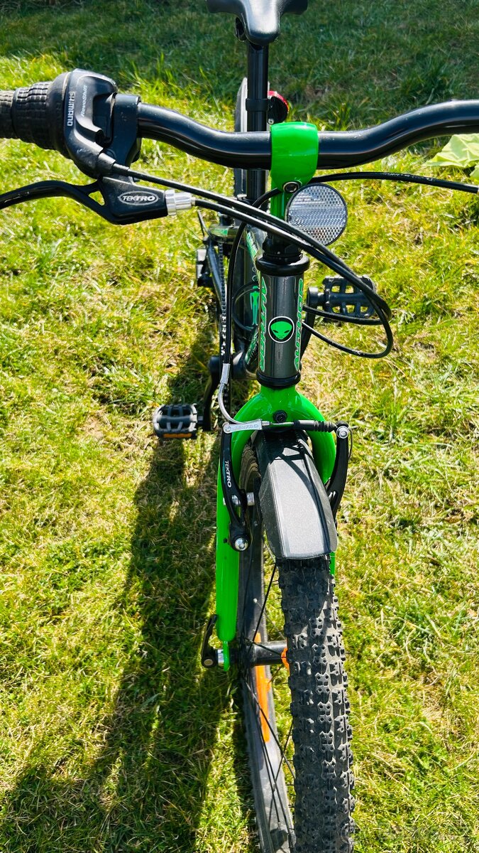 Author Cosmic 20 - 4