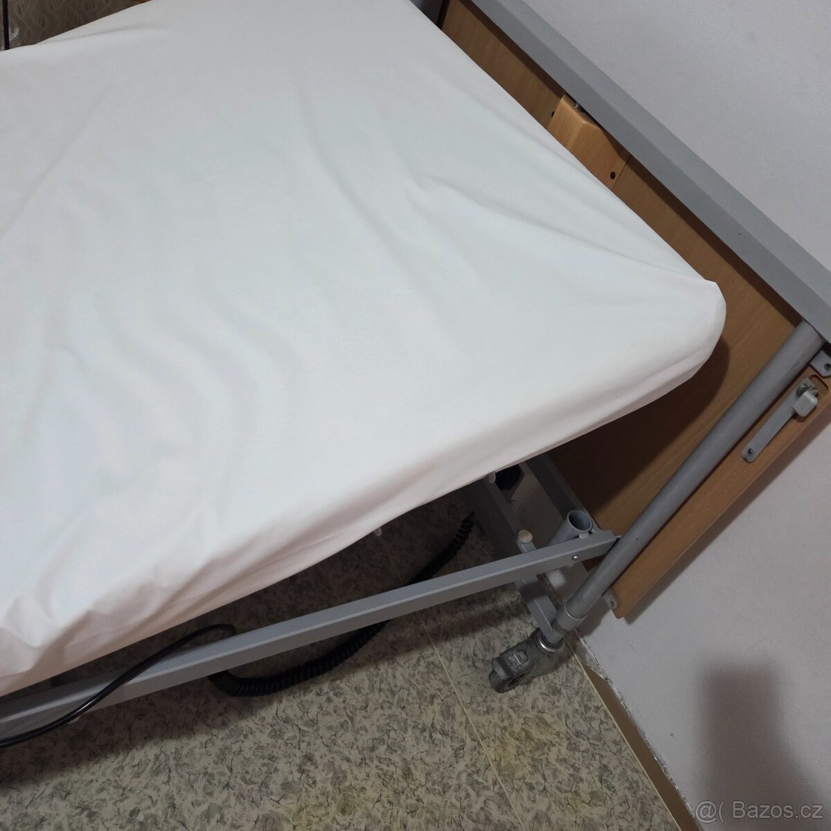 Zdravotní postel - 4