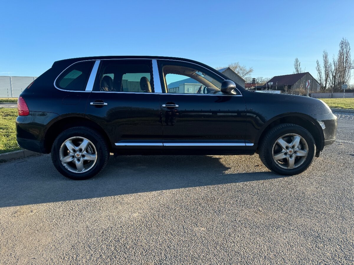 Porsche Cayenne S - 4