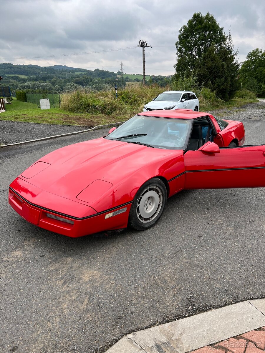 Chevrolet corvette v8 - 4