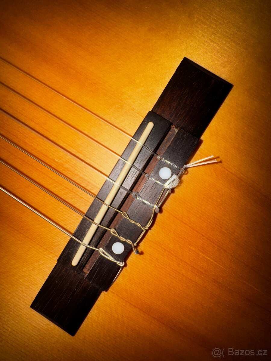 Fender kytara malá - 4
