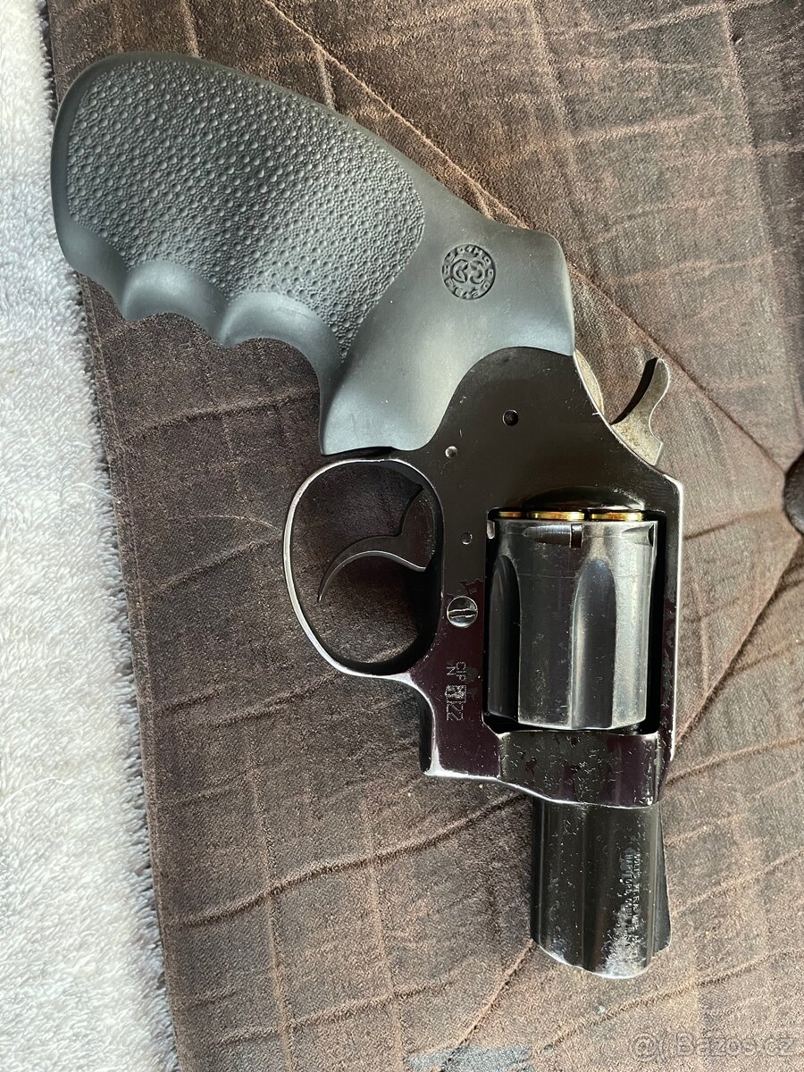 Colt cobra 38 special - 4