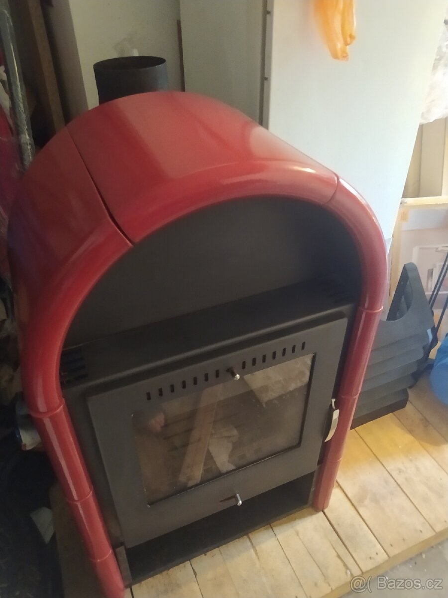 KACHLOVÁ KRBOVÁ ČERVENÁ KAMNA 7 KW + PŘÍSLUŠENSTVÍ - 4
