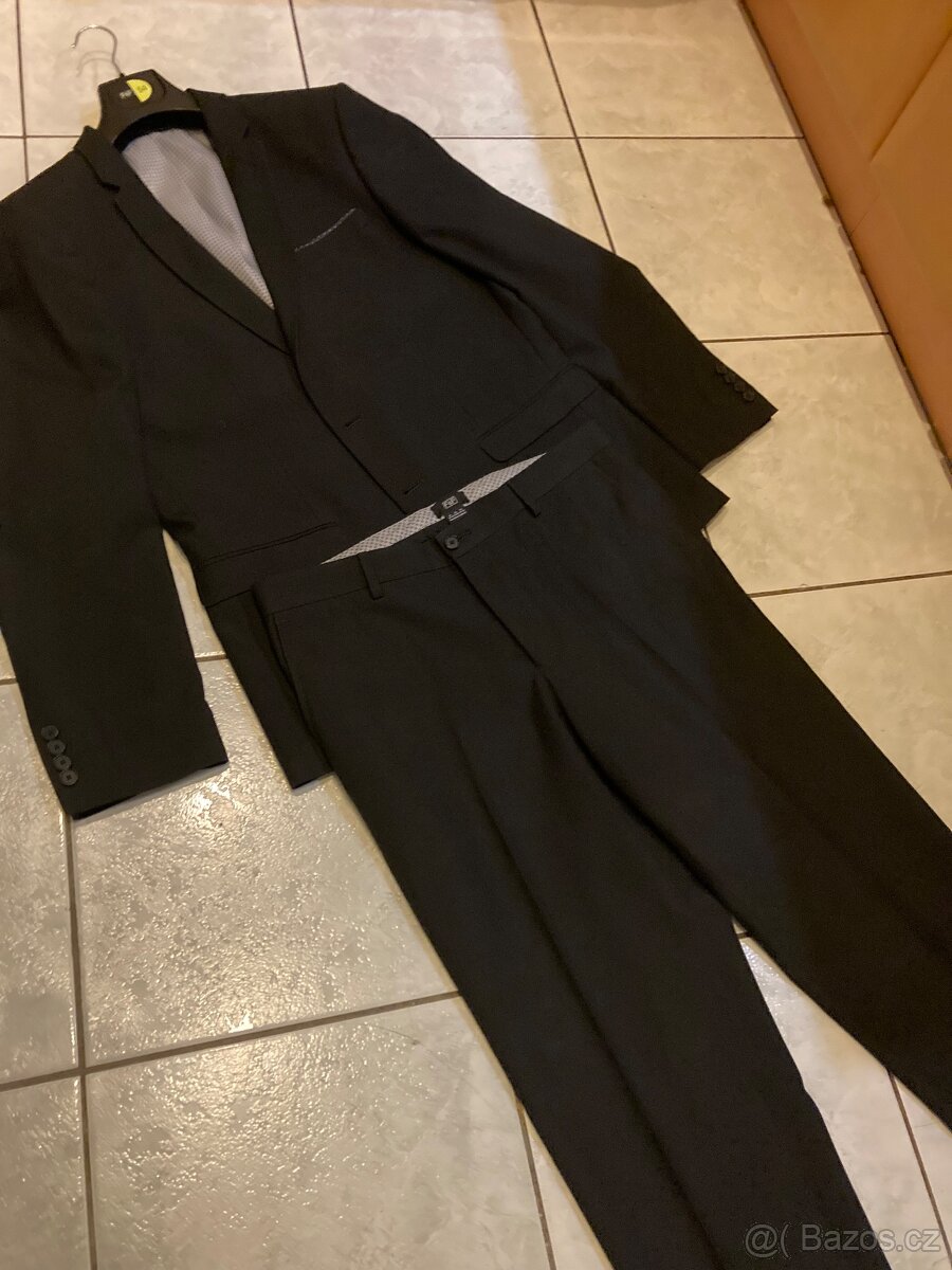 Pánský dvoudílný oblek - 4