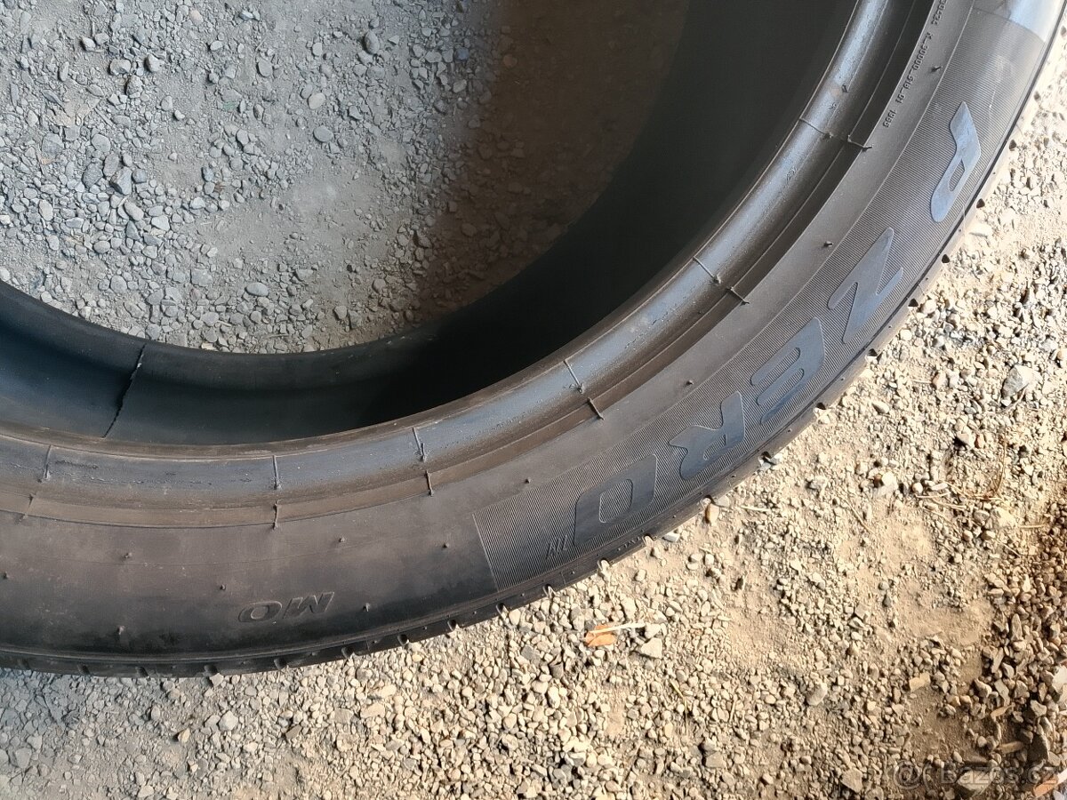 285/40/22+325/35/22 Pirelli - letní pneu 4ks - 4