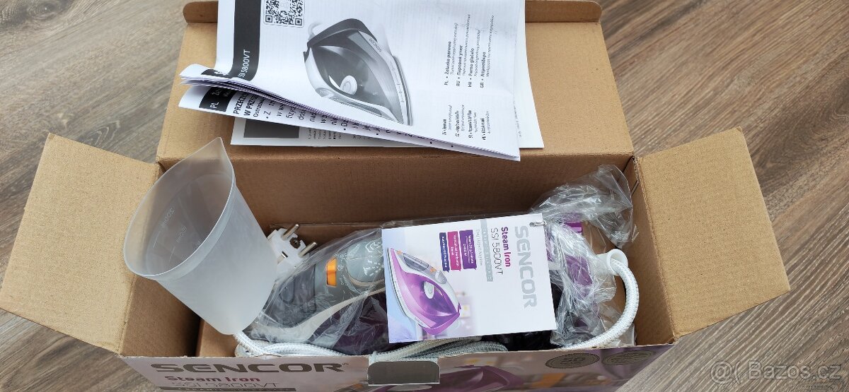 Napařovací žehlička Sencor SSI 5800VT - 4