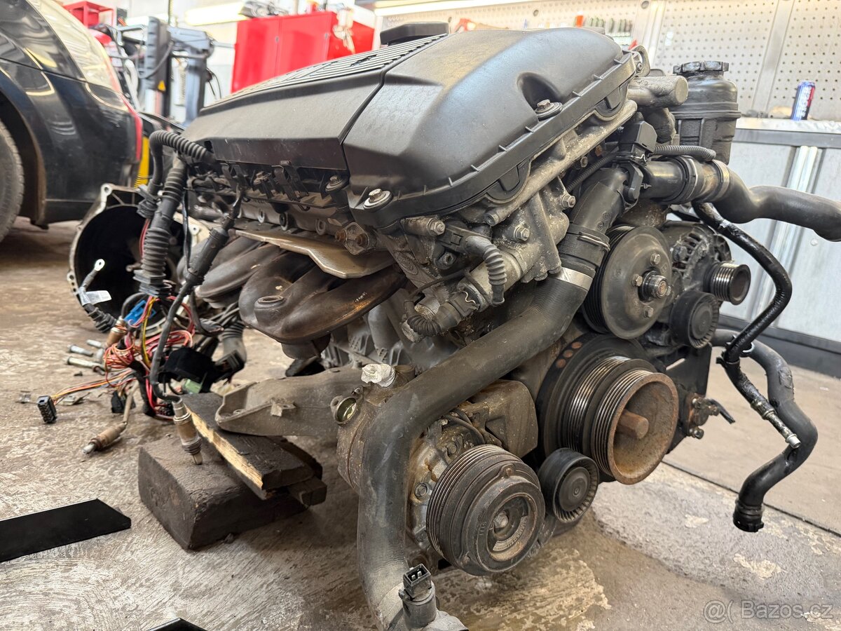 Motor BMW M54B25 141kw 256S5 - 4