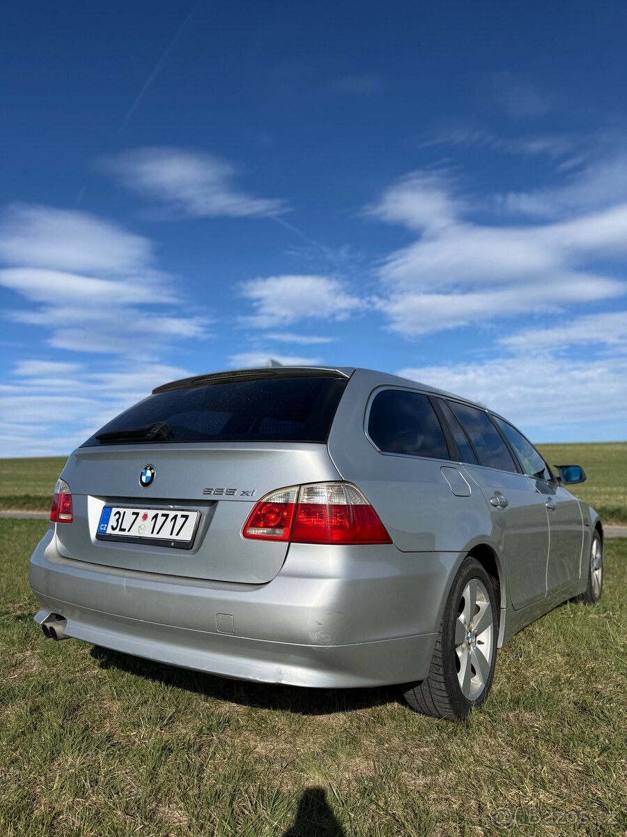 BMW E61 525xi - 4