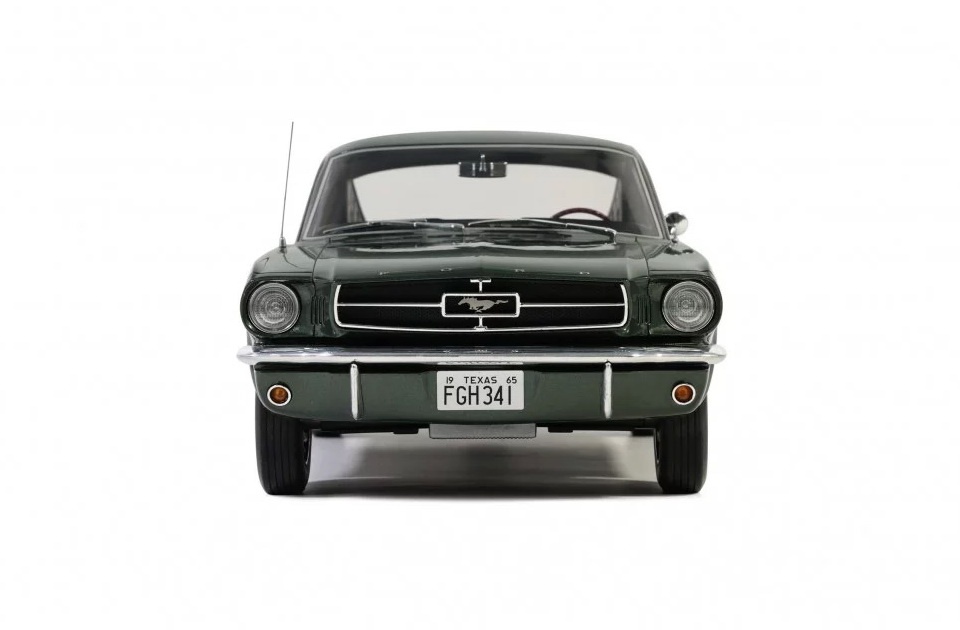 Ford Mustang Fastback 1965 1:12 OttoMobile - 4