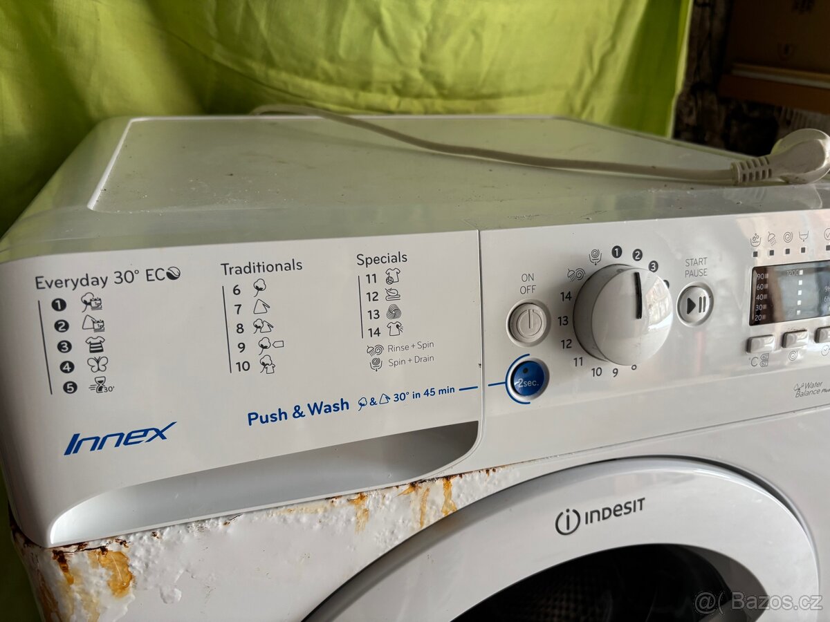 Pračka Indesit - 4