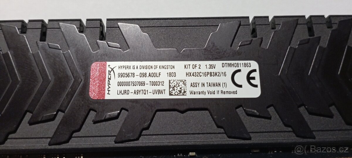 Kingston Predátor HyperX - DDR4-2933 / 16GB (2x8GB) - 4