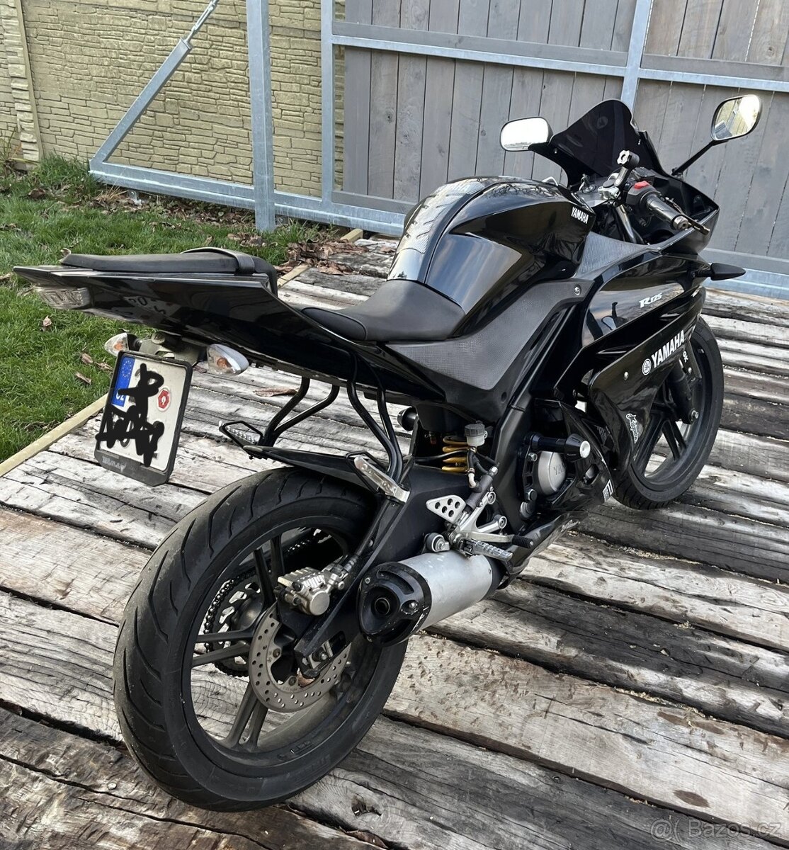 Yamaha yzf r125 - 4