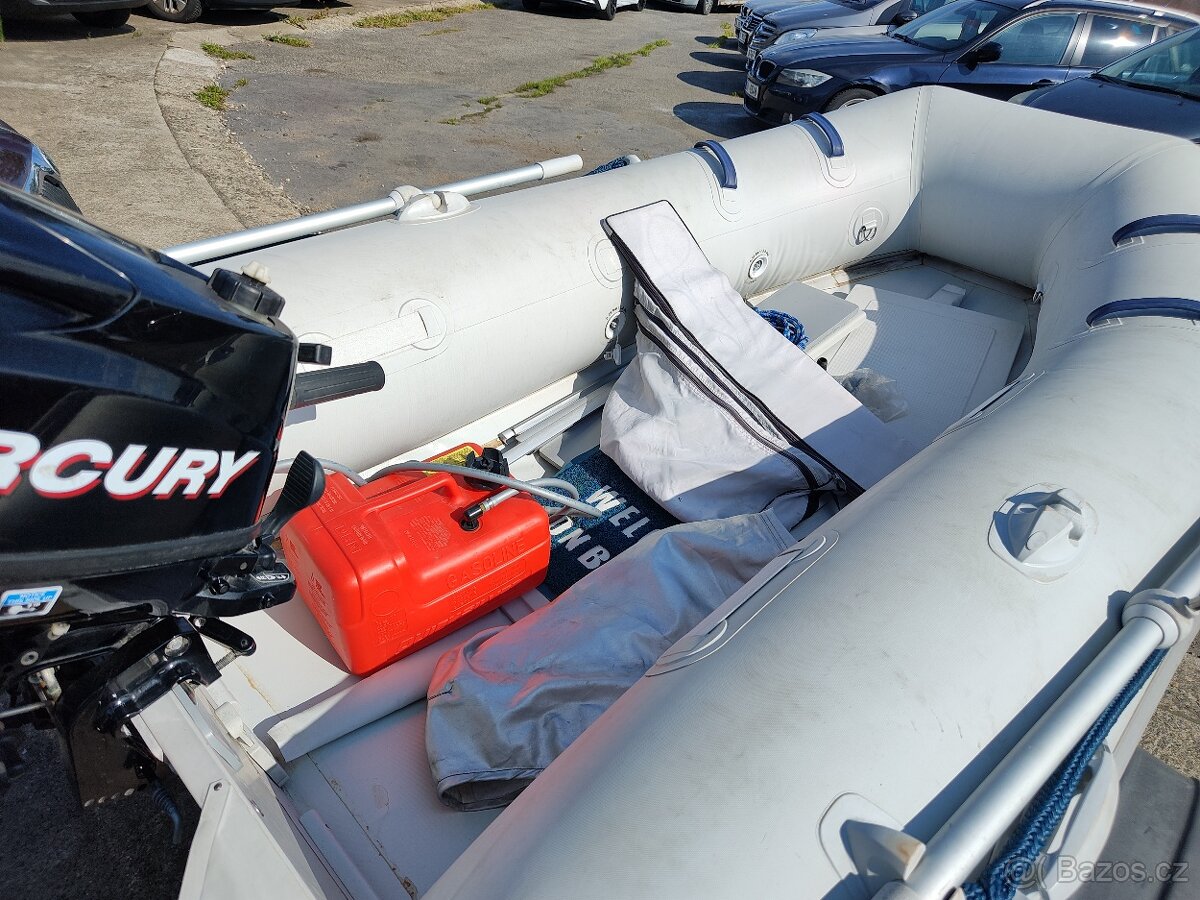 Nafukovací člun s motorem - 4