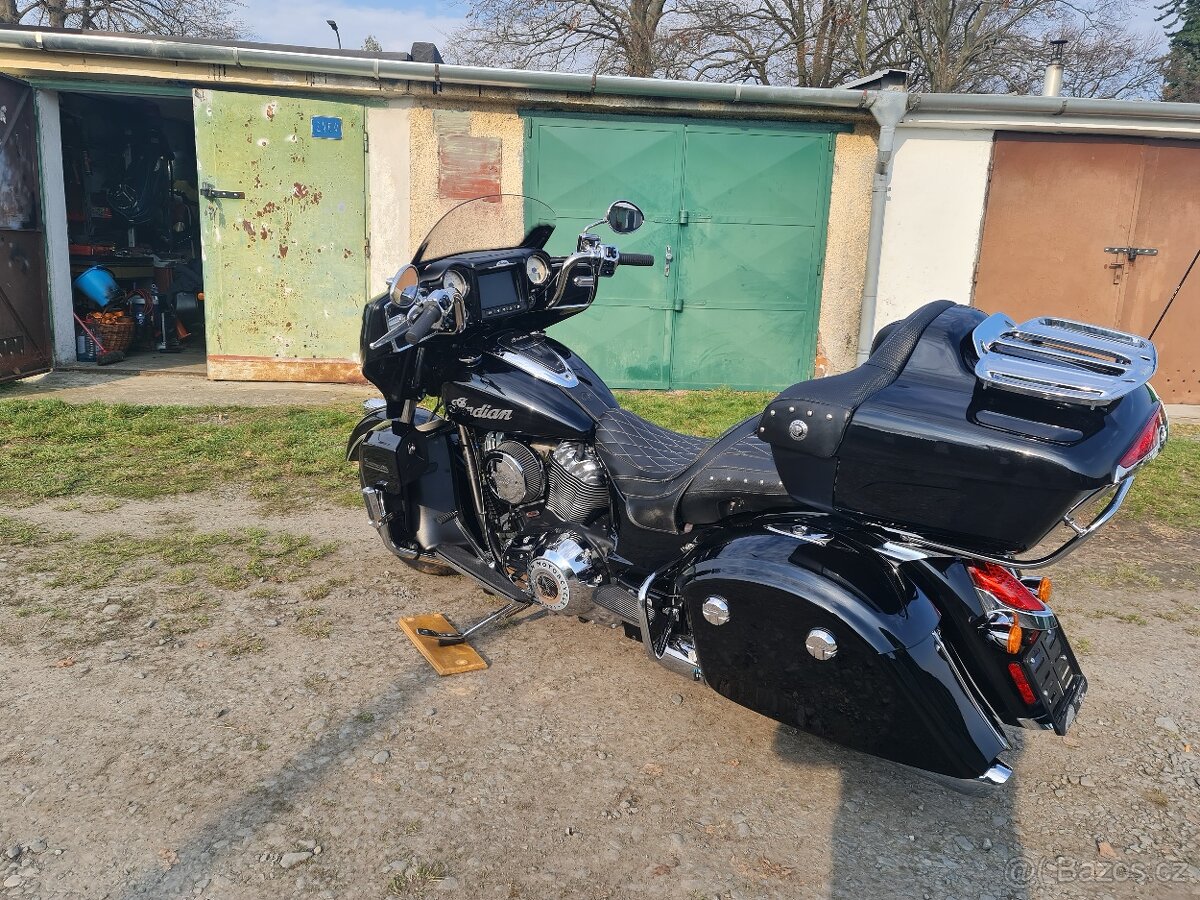 Indian Roadmaster - 4