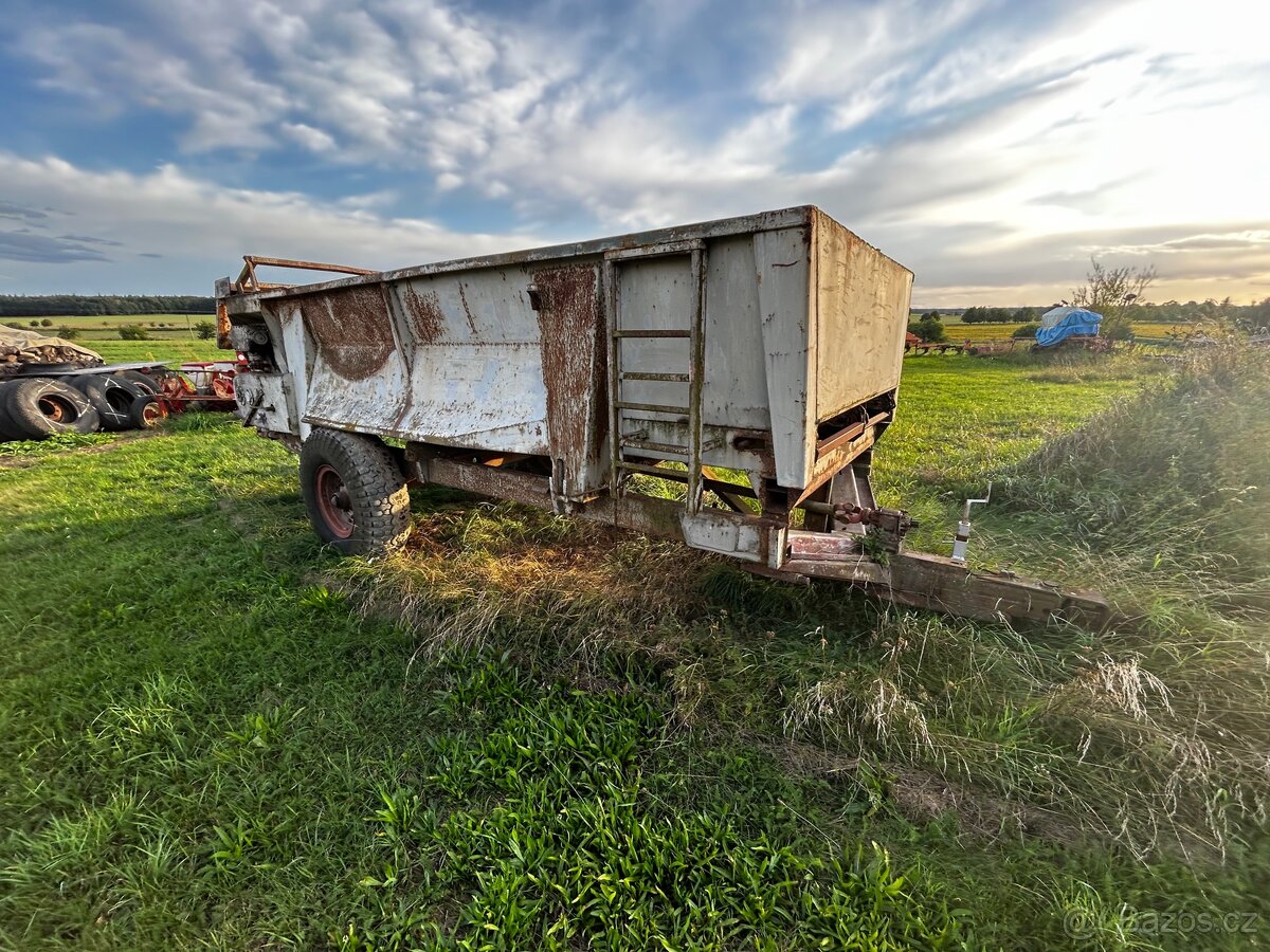 Rozmetadlo RUR 8 - 4