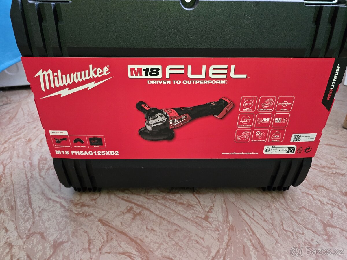 Milwaukee Bruska - 4