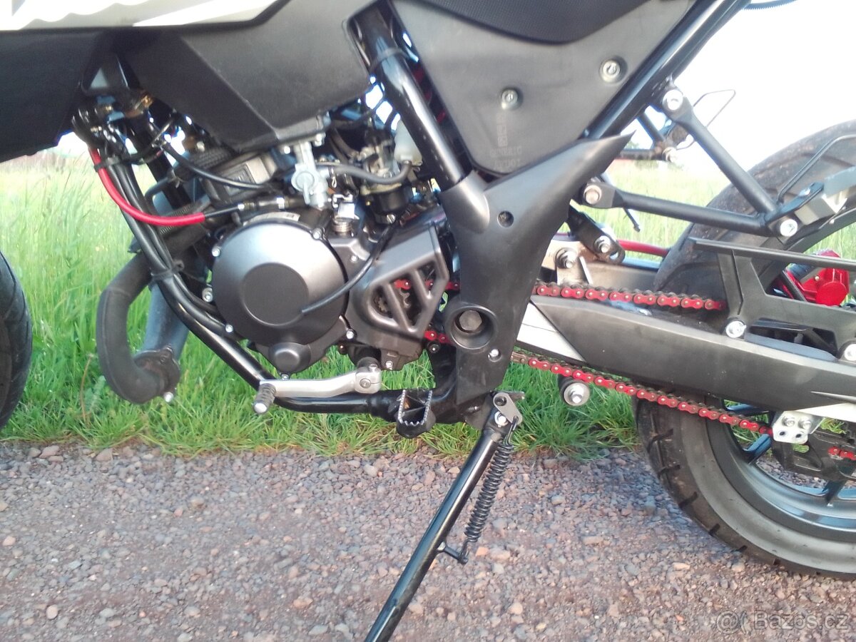 Malaguti supermotard xsm 50 - nový motorcykl