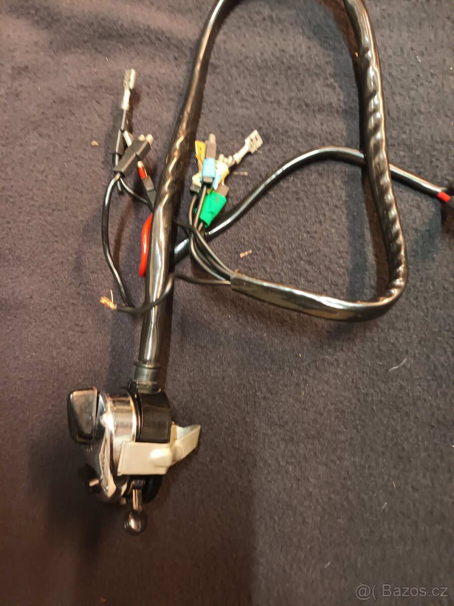 Světla přední, zadní, přepínač scrambler, bobber - 4