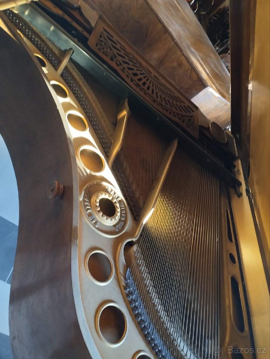 Historické Piano FRANZ WIRTH WIEN- vyrobeno v roce 1890 - 4