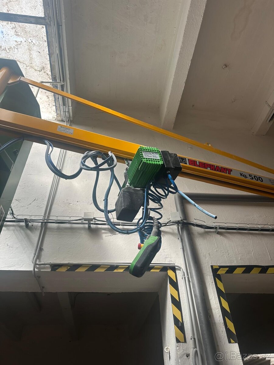 Jeřáb ELEPHANT 500 Kg - 4